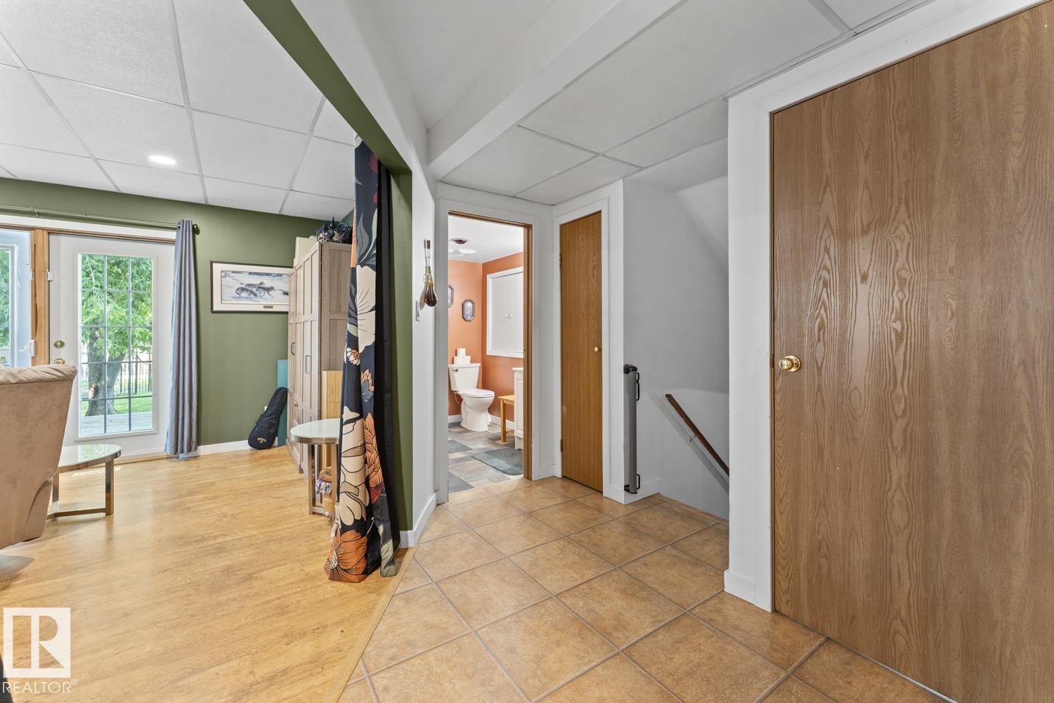 4102 54 AV - Image 20