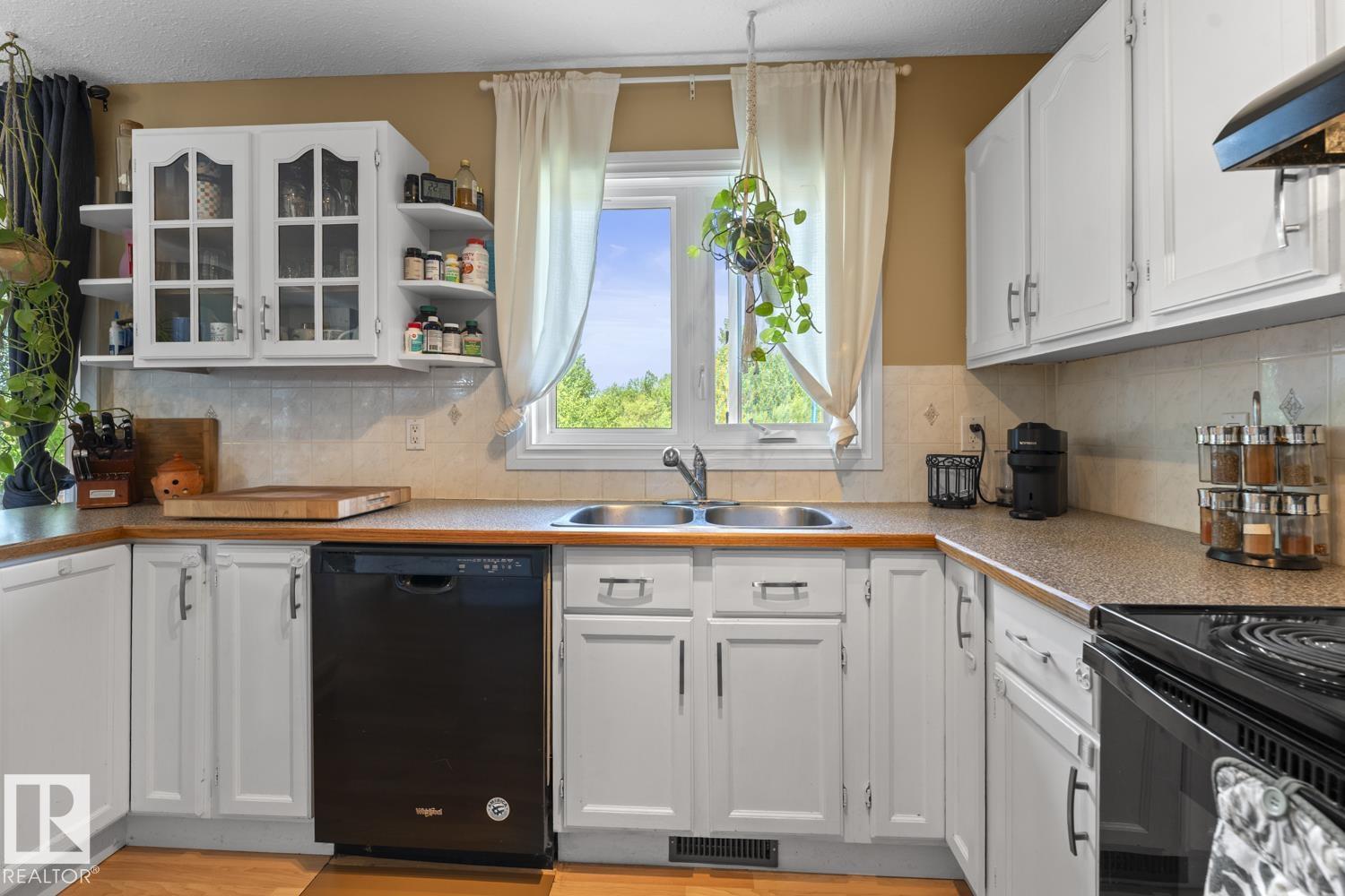 4102 54 AV - Image 7