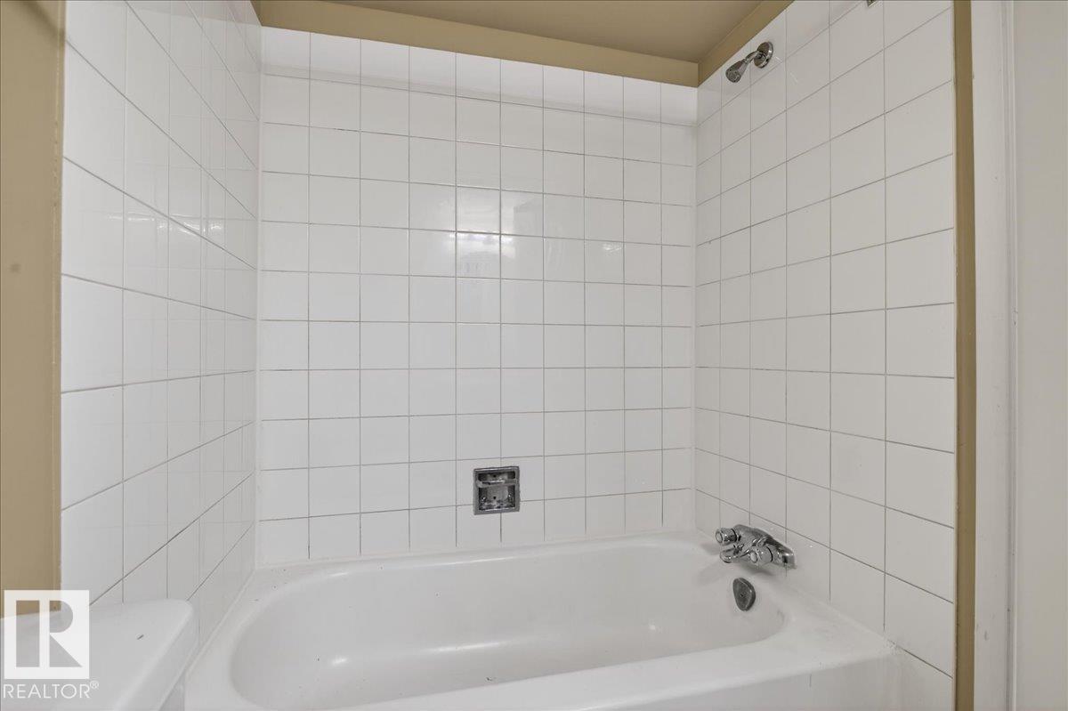 #309 2908 116A AV NW - 18