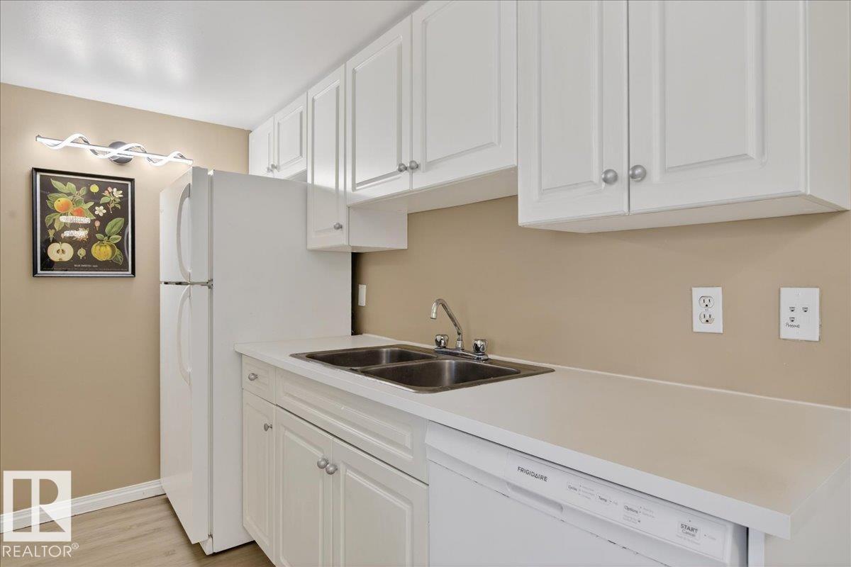 #309 2908 116A AV NW - 9