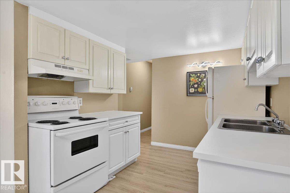 #309 2908 116A AV NW - 8
