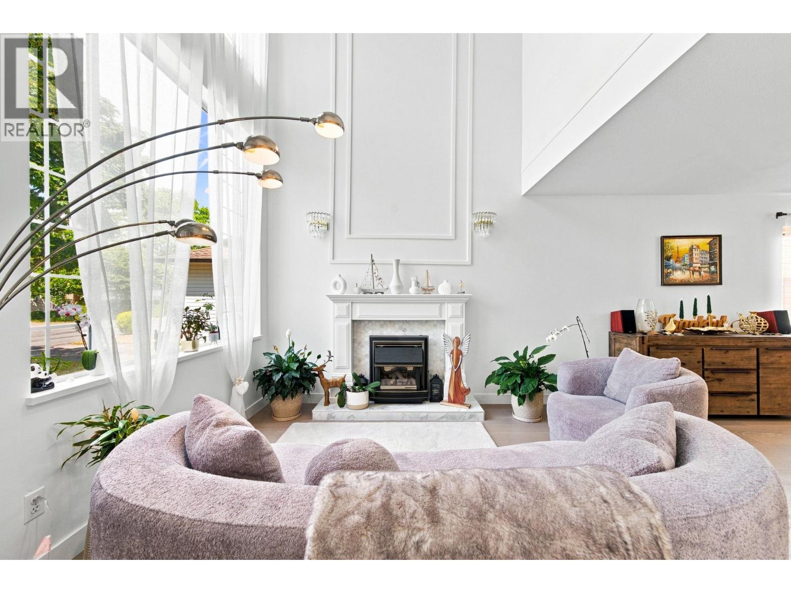 22291 GARRATT Drive, Richmond
