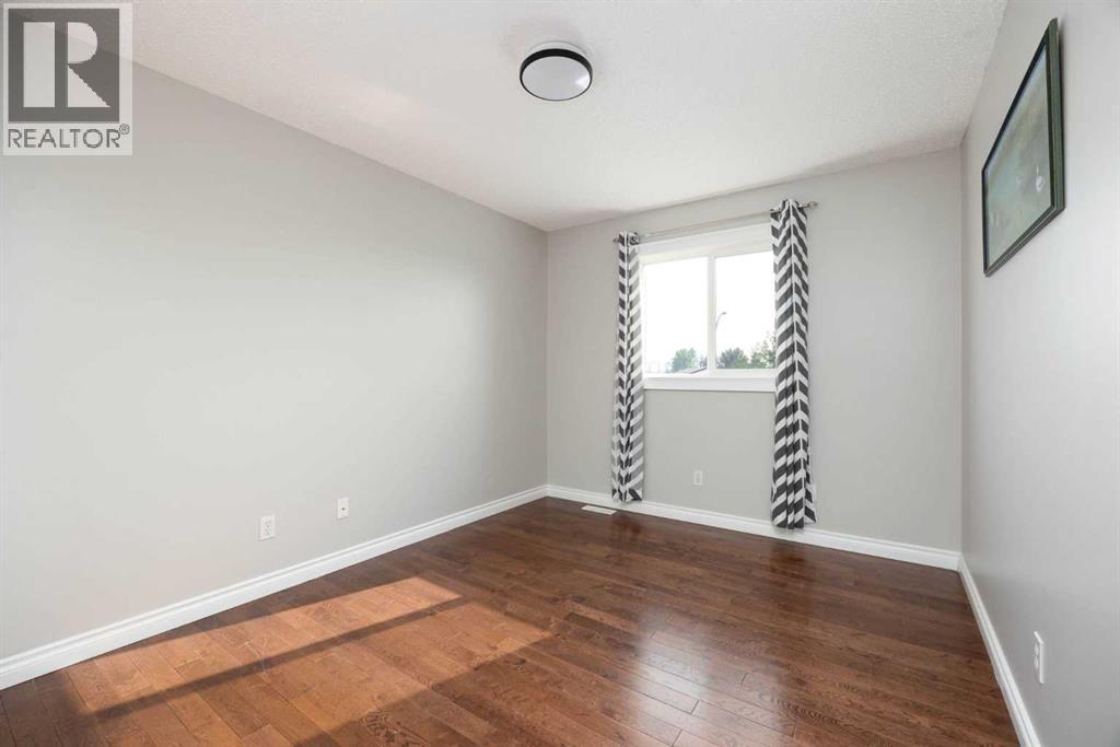 136 Kodiak Crescent - Image 15