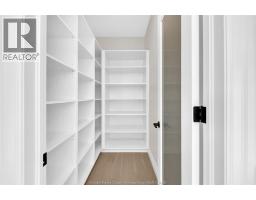 Mud room - 54 Belleview Drive, Kingsville, ON N0R1B0 Photo 11