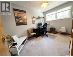 203 Pottery Street, Eastend, SK S0N0T0 Photo 17
