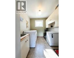 203 Pottery Street, Eastend, SK S0N0T0 Photo 20