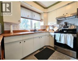 203 Pottery Street, Eastend, SK S0N0T0 Photo 12