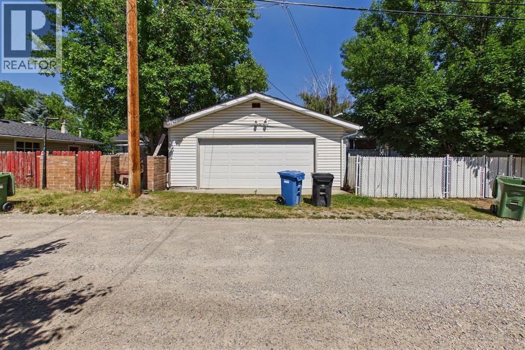 83 Westover Drive SW - Image 35