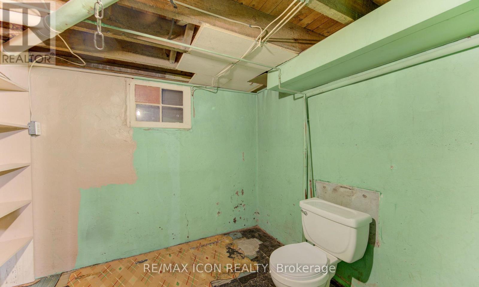 224 WEBER STREET E - Image 45