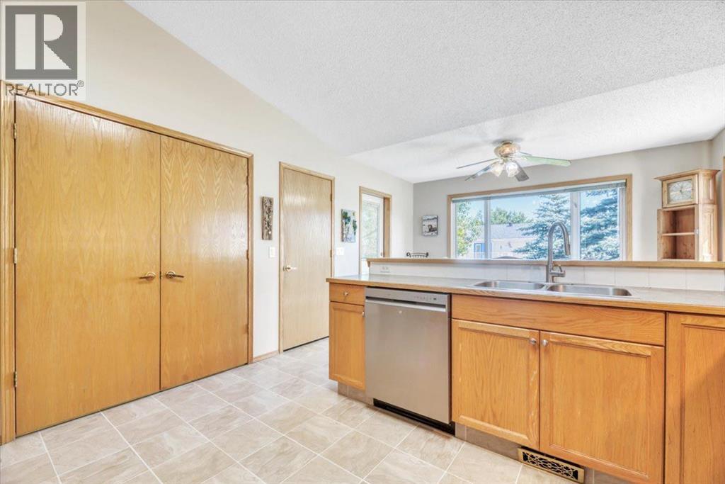 418 1 Avenue NW - 7