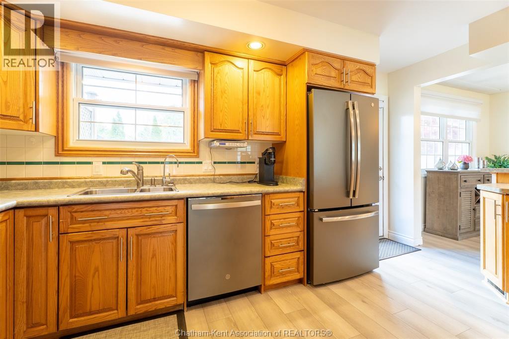 434 Dora DRIVE - Image 16