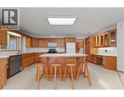 3806 50 Street, Camrose, AB T4V4B8 Photo 12