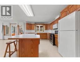 3806 50 Street, Camrose, AB T4V4B8 Photo 11