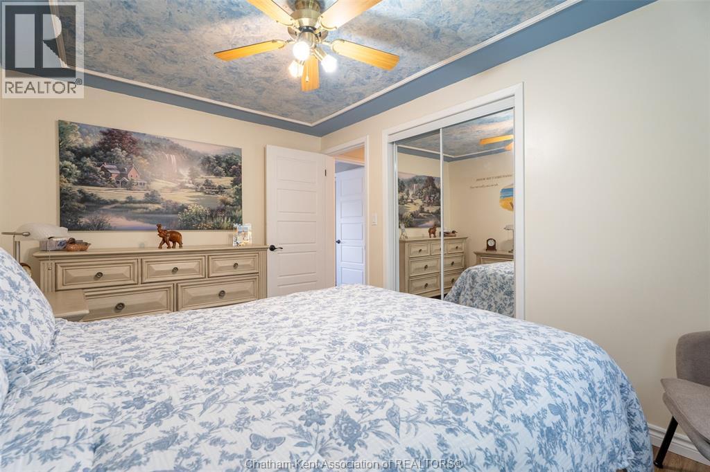 434 Dora DRIVE - Image 24
