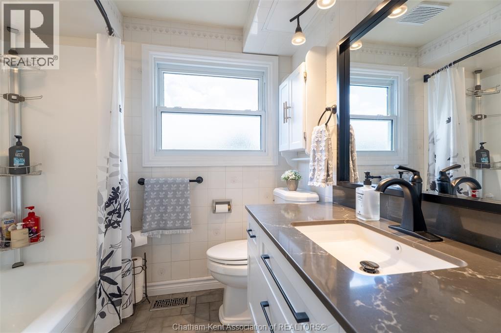 434 Dora DRIVE - Image 28
