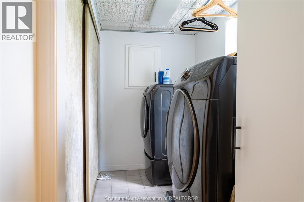 434 Dora DRIVE - Image 32