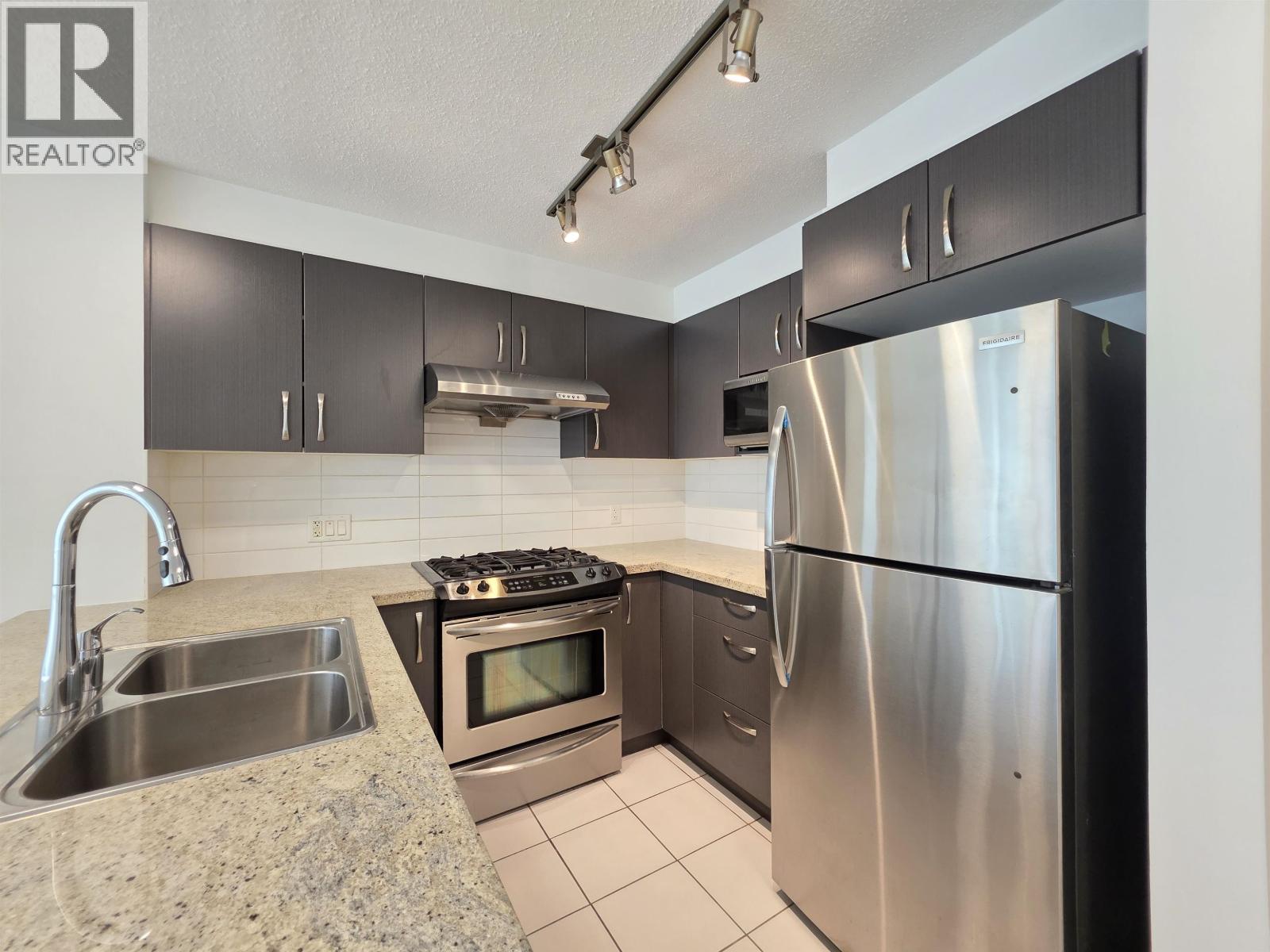 2 Bed, 2 Bath Apartment for Sale in Richmond – 312 9299 TOMICKI AVENUE, Richmond – MLS# R3151616 - Image 10