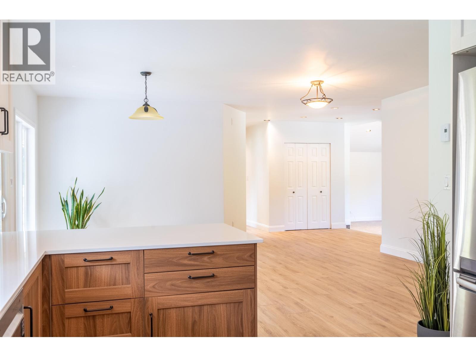 1565 JACK ROAD, Sechelt