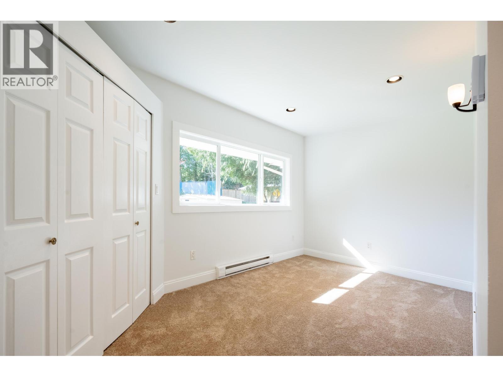 1565 JACK ROAD, Sechelt