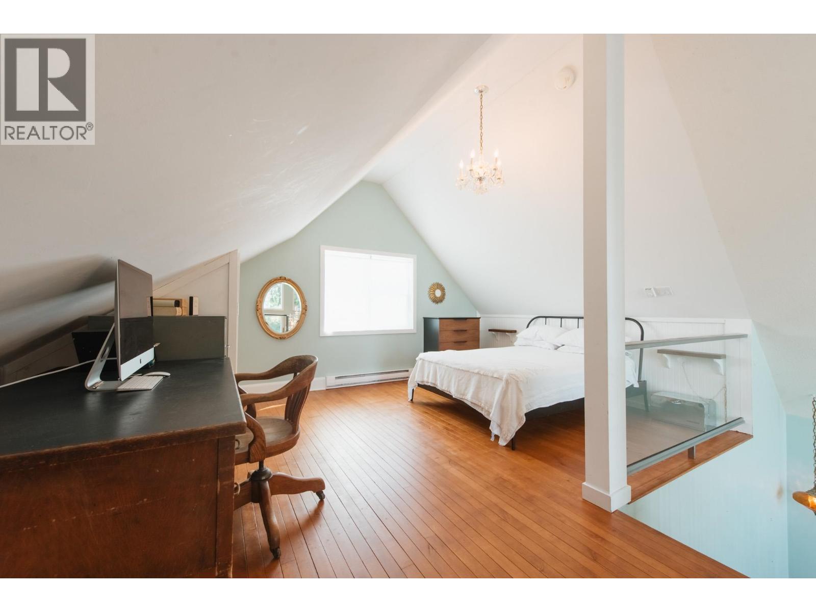 4981 GEER ROAD, Sechelt
