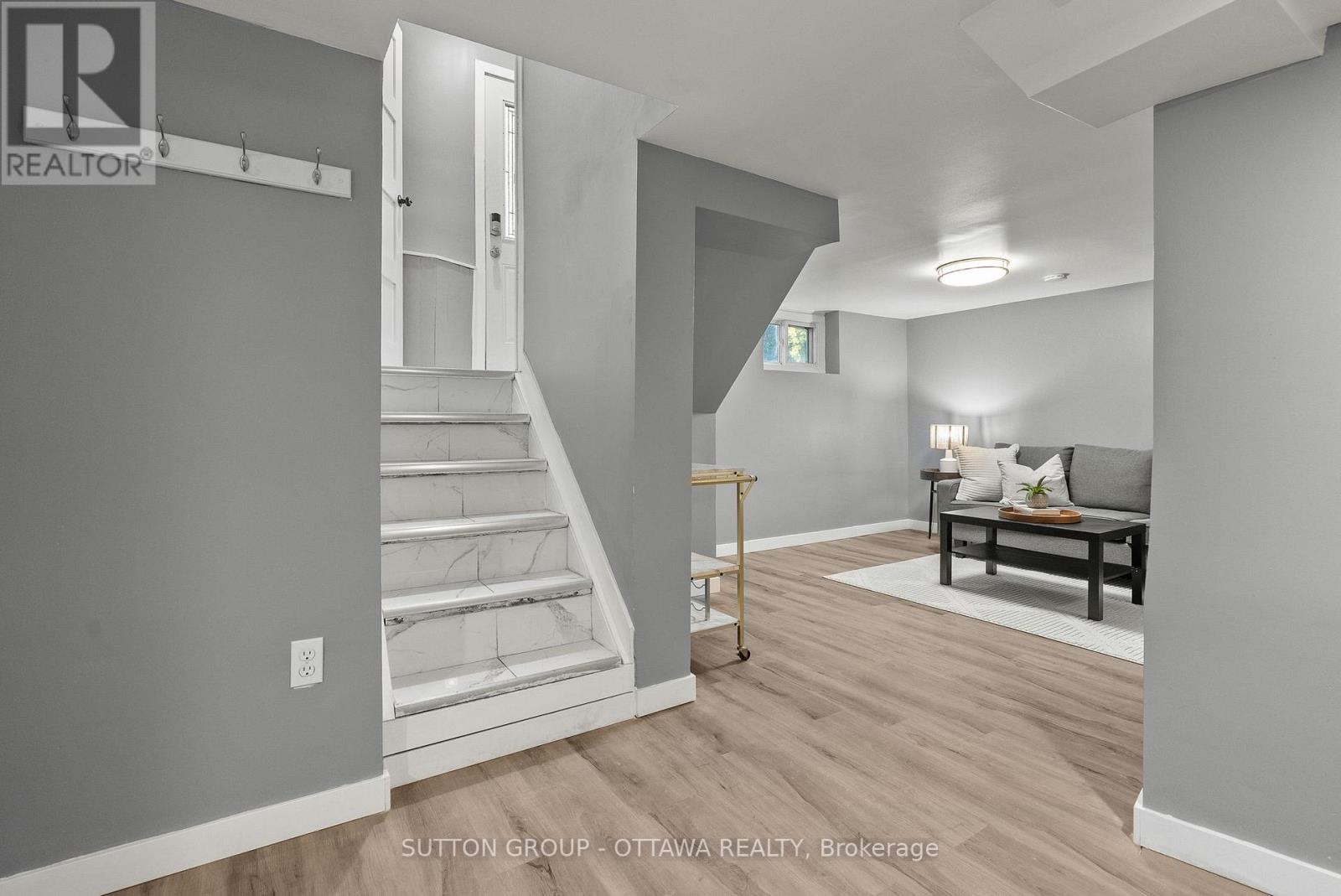 4 Bed, 3 Bath House for Sale in Ottawa – 409 BLAKE BOULEVARD, Ottawa – MLS# X13632210 - Image 31