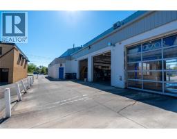 646 Cathcart Boulevard, Sarnia, ON N7V2N4 Photo 11