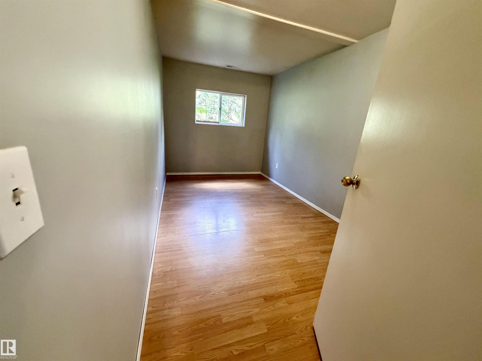 12049 TWP ROAD 454 - Image 13