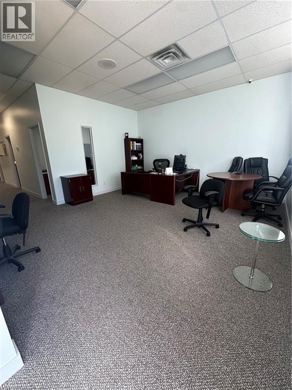 160 FROBISHER Drive Unit# 2, Waterloo — photo 2