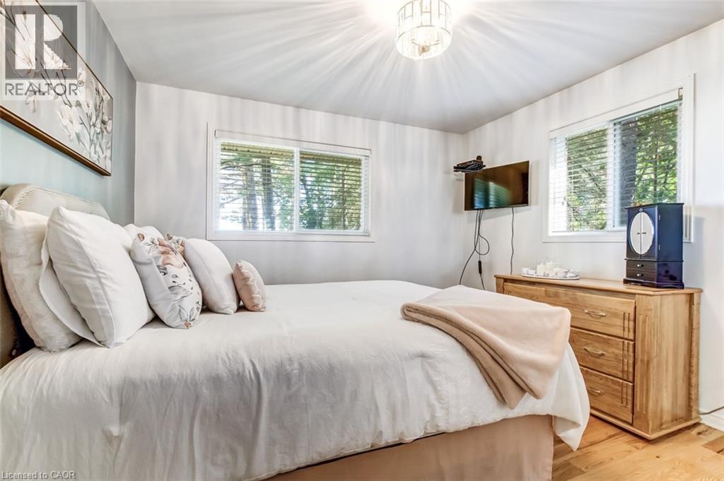 1040 VITTORIA Road - 11