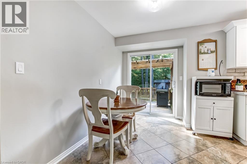 1040 VITTORIA Road - 10