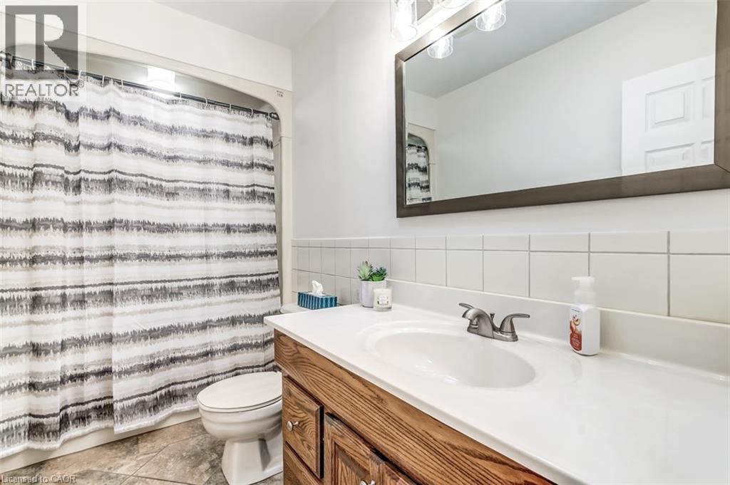 1040 VITTORIA Road - 14