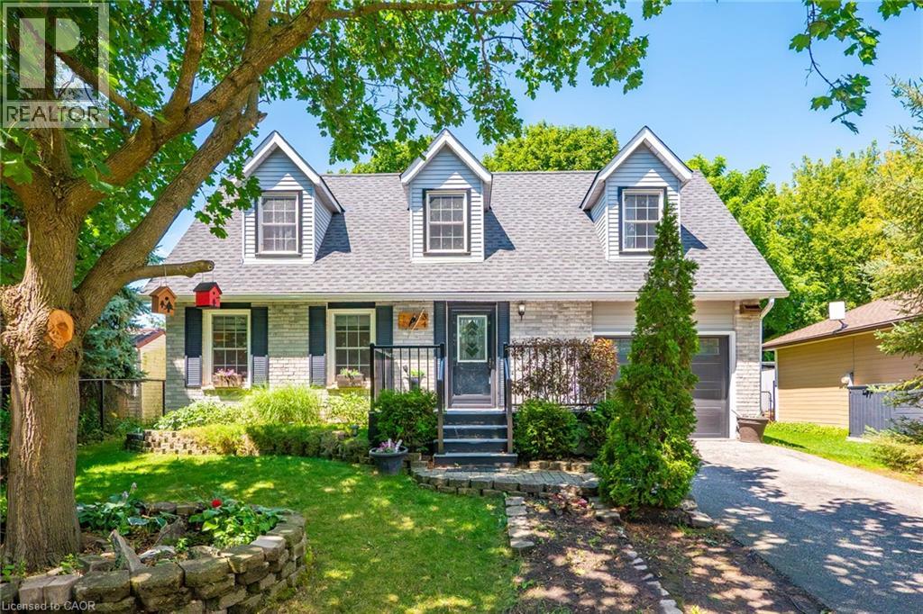 34 PEACHTREE Crescent - 1