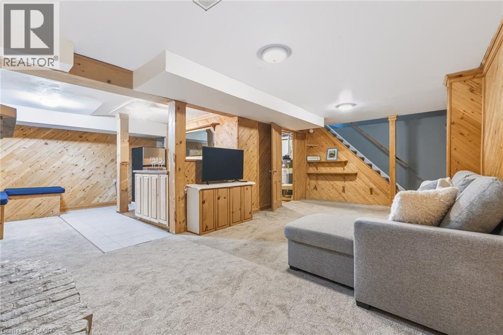 34 PEACHTREE Crescent - 31