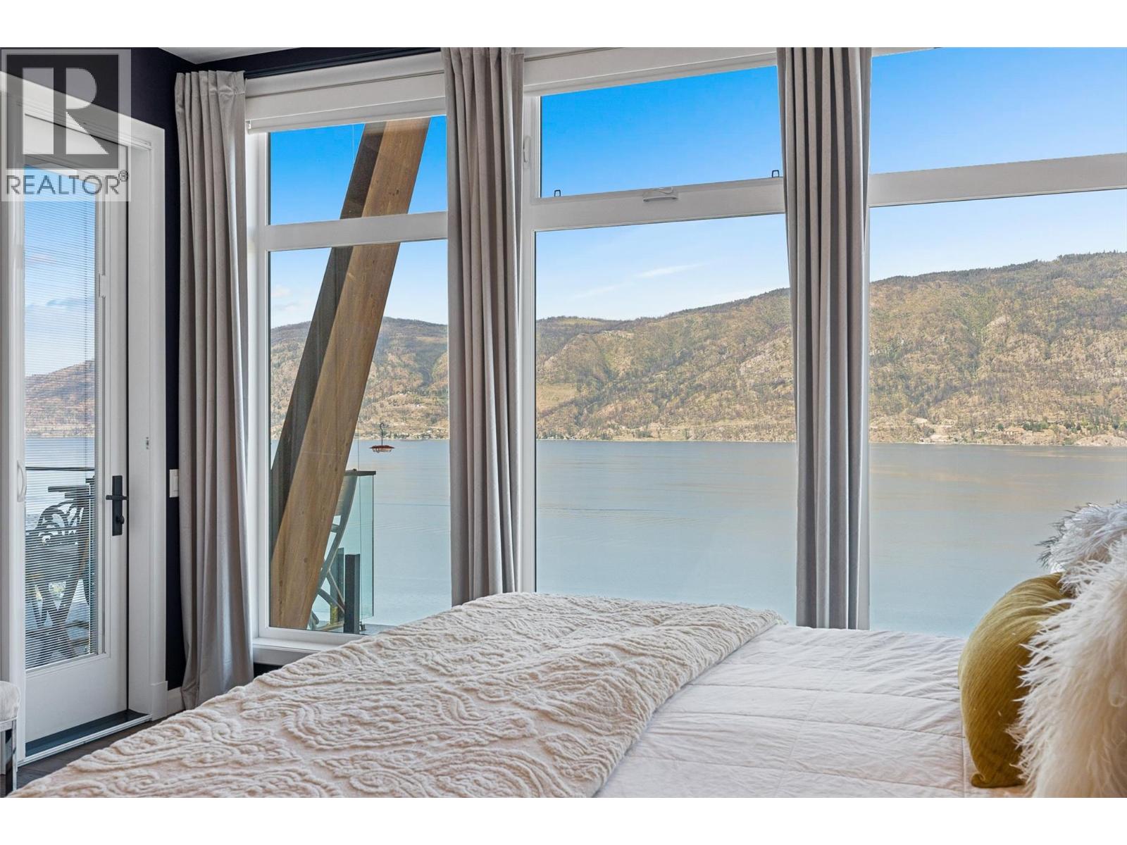 1766 Opal Peak Place, Lake Country
