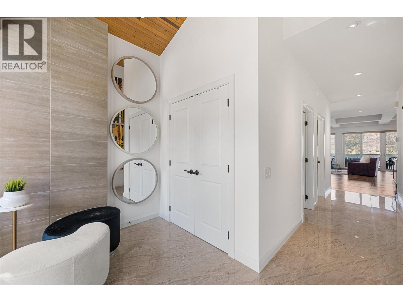 1766 Opal Peak Place, Lake Country