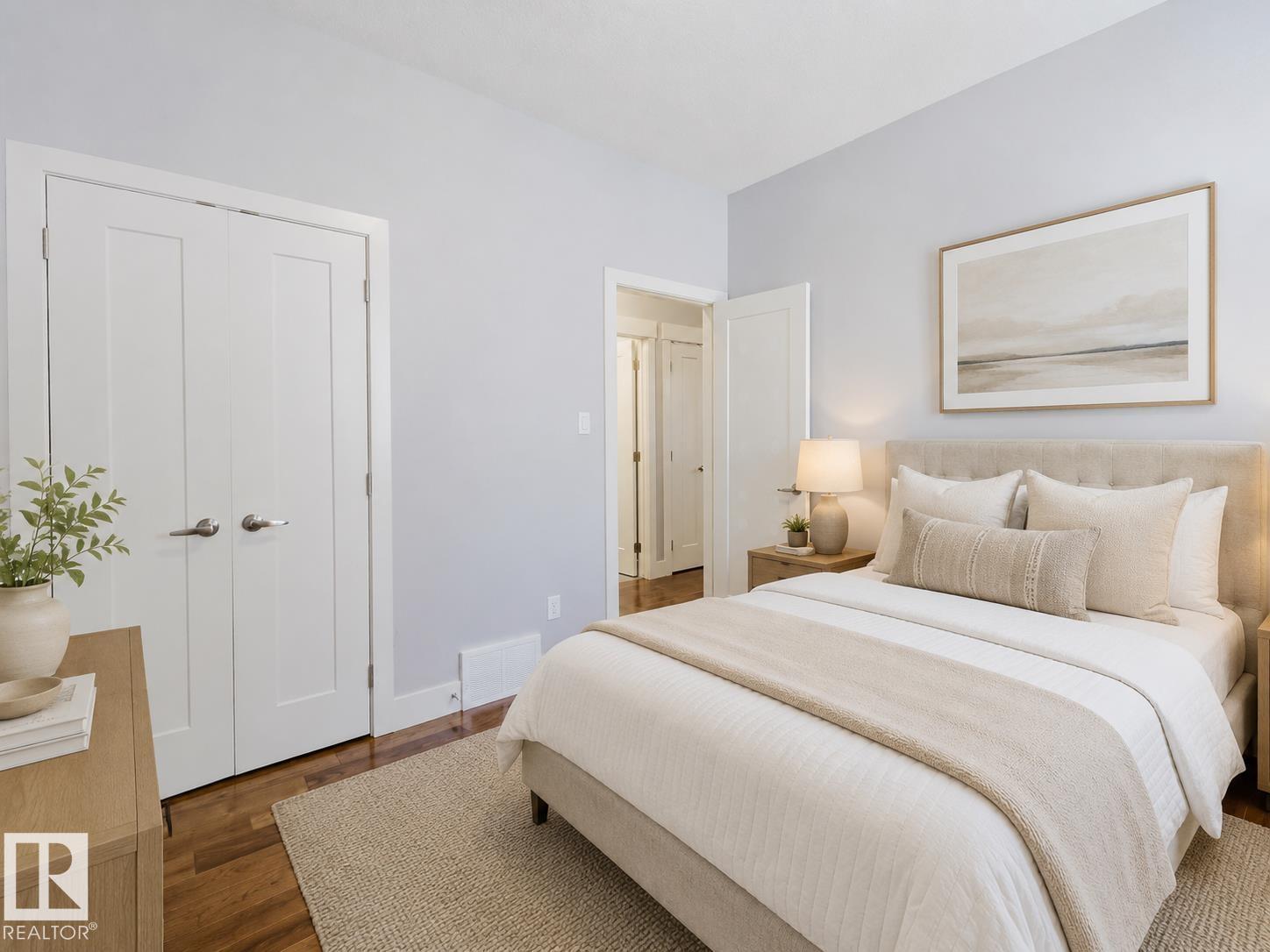 10626 81 AV NW - 12