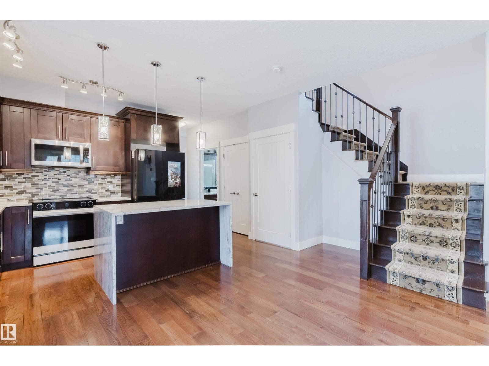 10626 81 AV NW - 11