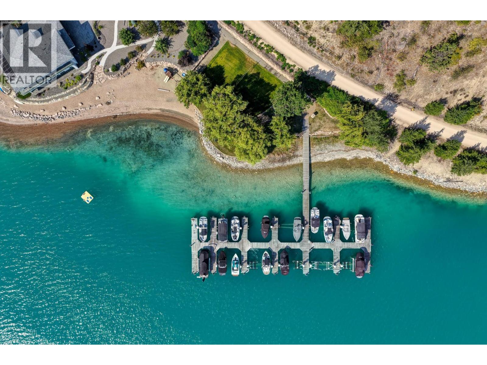 18451 Crystal Waters Road Unit# 16, Lake Country