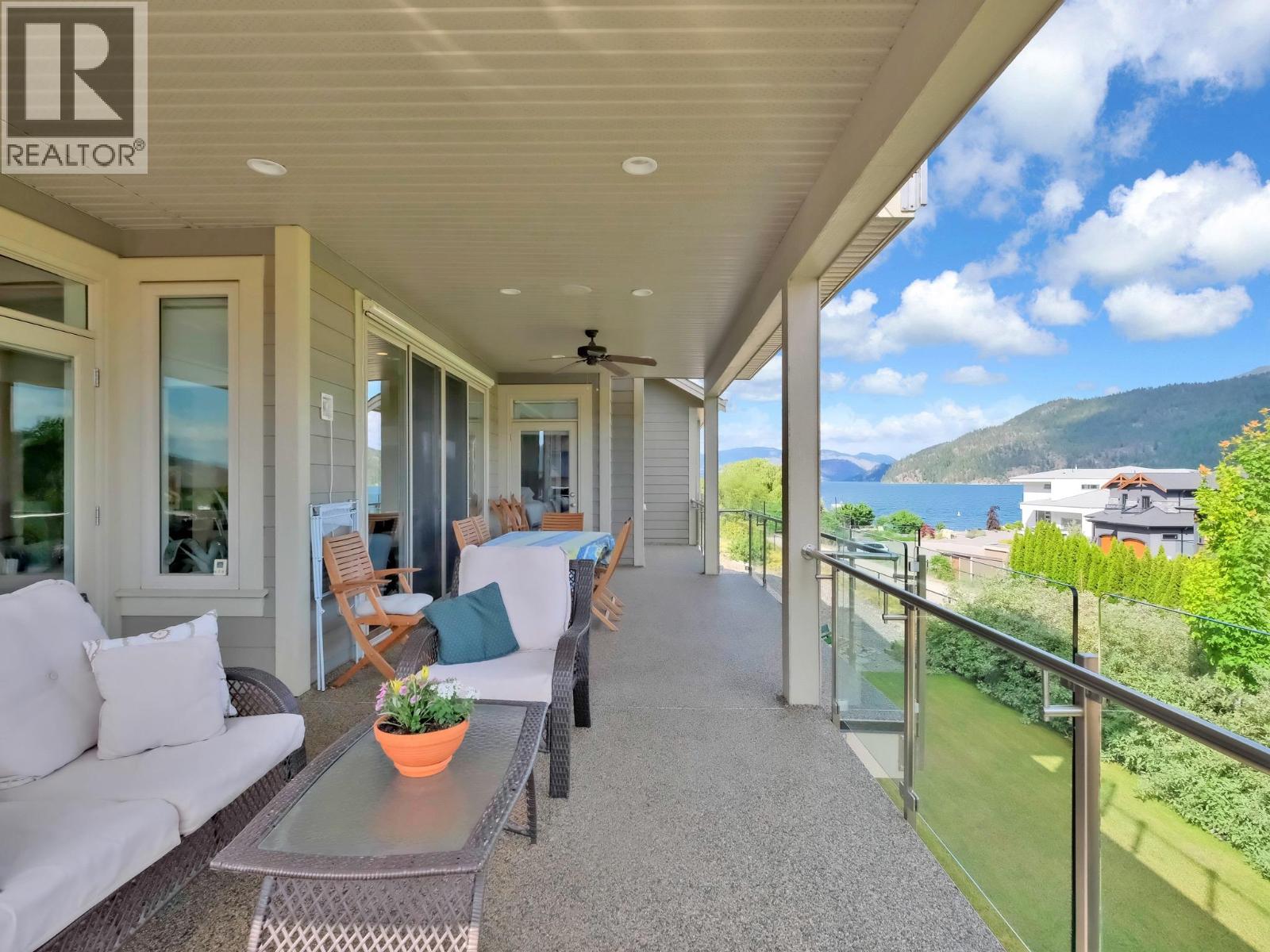 18451 Crystal Waters Road Unit# 16, Lake Country