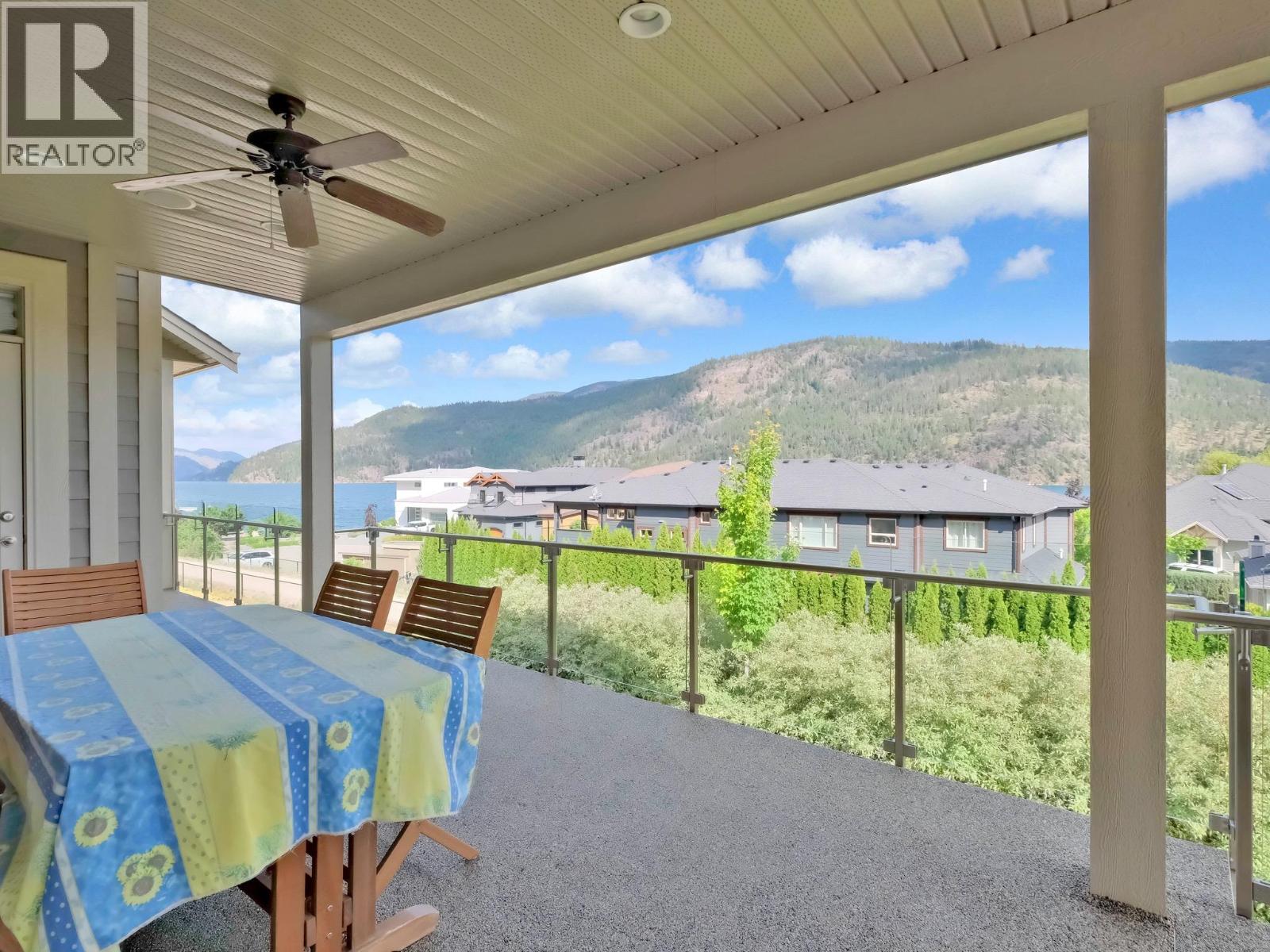 18451 Crystal Waters Road Unit# 16, Lake Country
