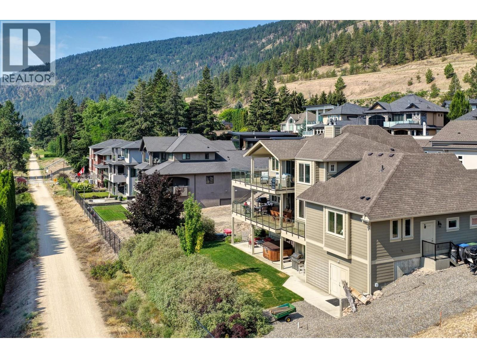 18451 Crystal Waters Road Unit# 16, Lake Country