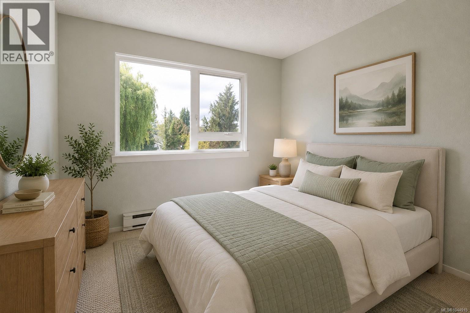 203 3240 Glasgow Avenue, Saanich