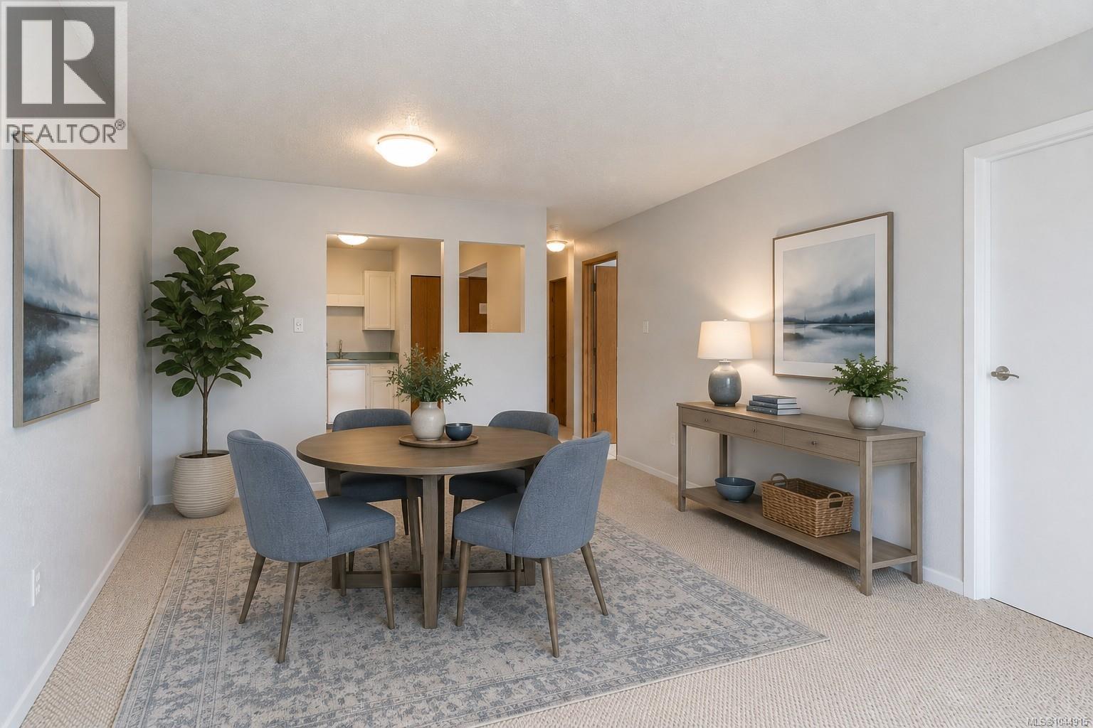 203 3240 Glasgow Avenue, Saanich
