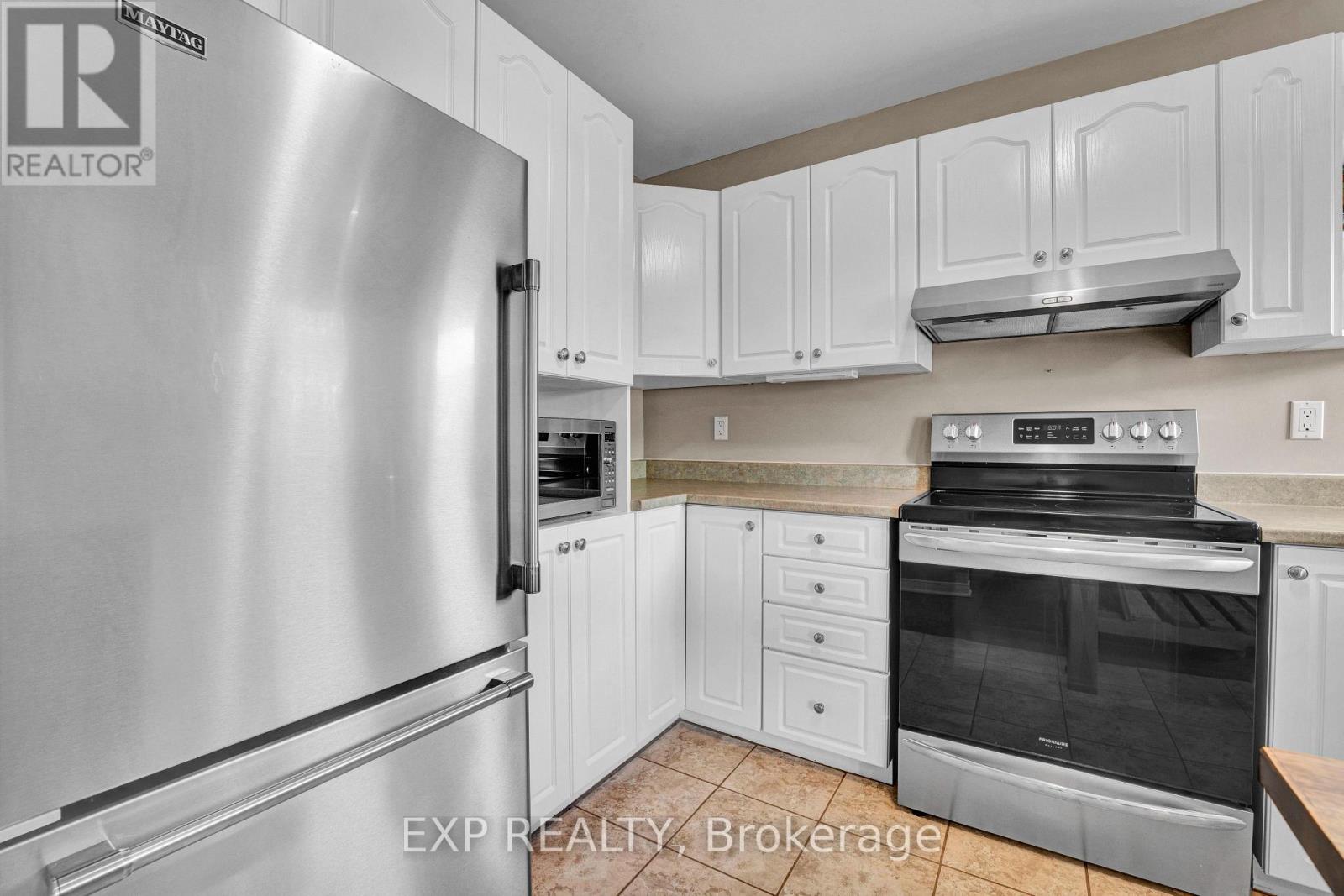 2744 SYLVAIN STREET - Image 15