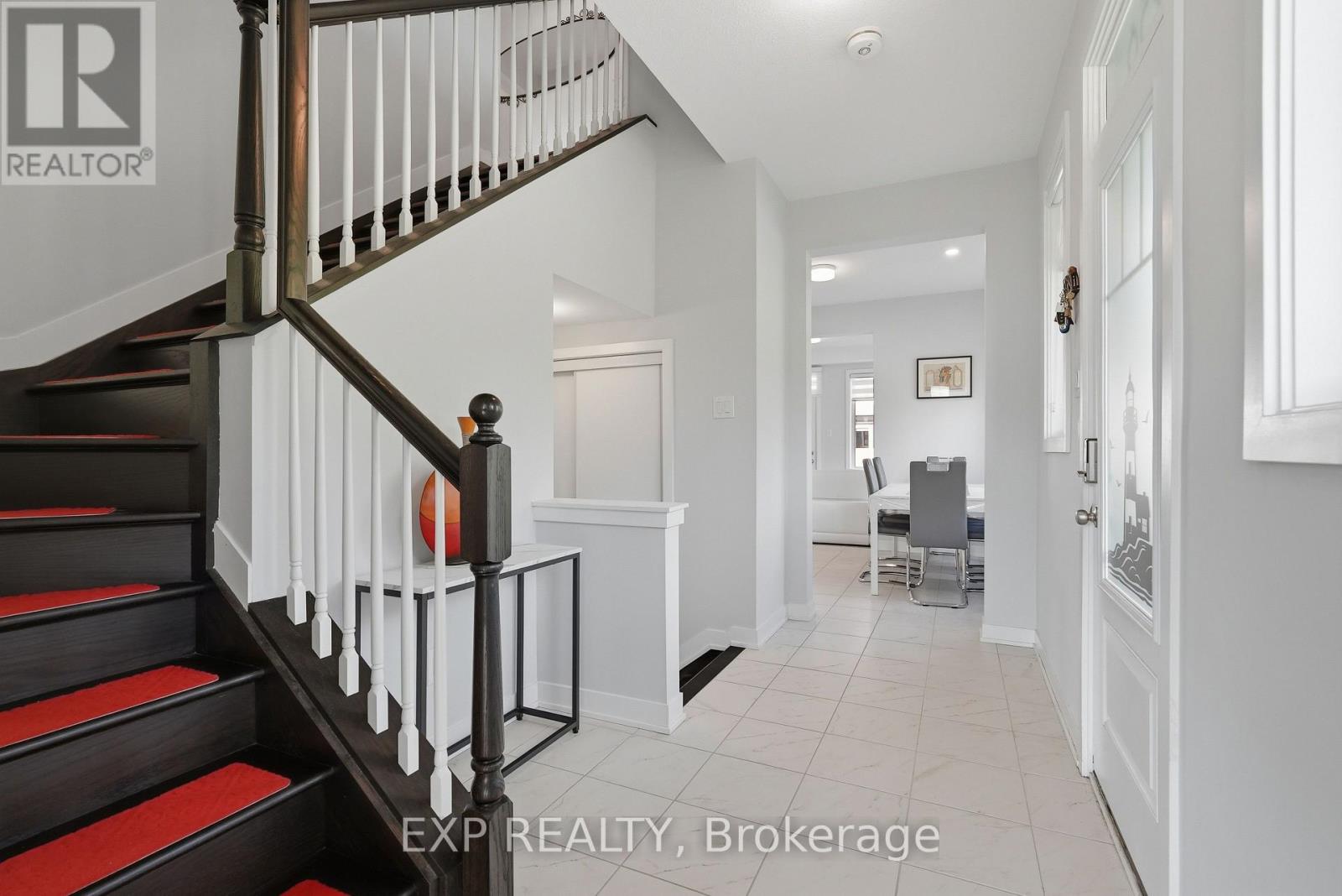 256 BILLRIAN CRESCENT - 5