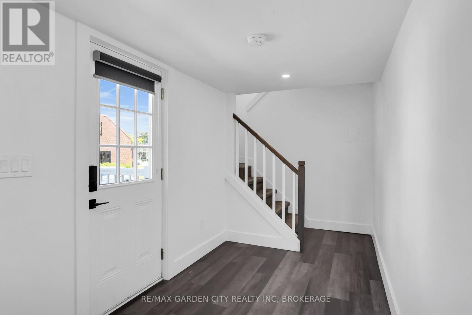 135 LAKE STREET - 34