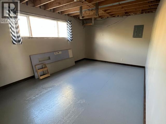230 DAWSON DRIVE - 19