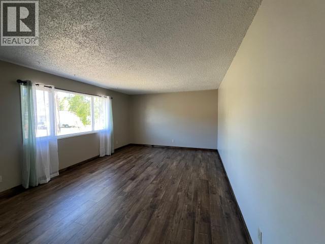 230 DAWSON DRIVE - 7