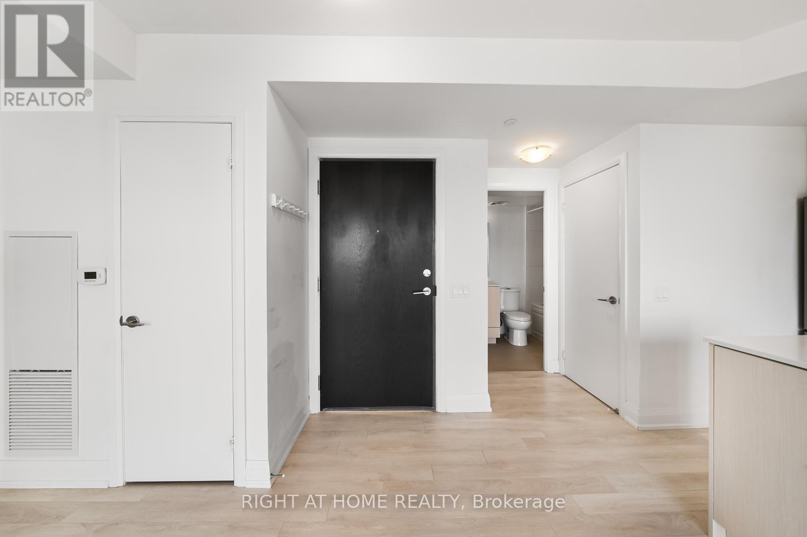 #1511 1461 LAWRENCE AVENUE W - 10
