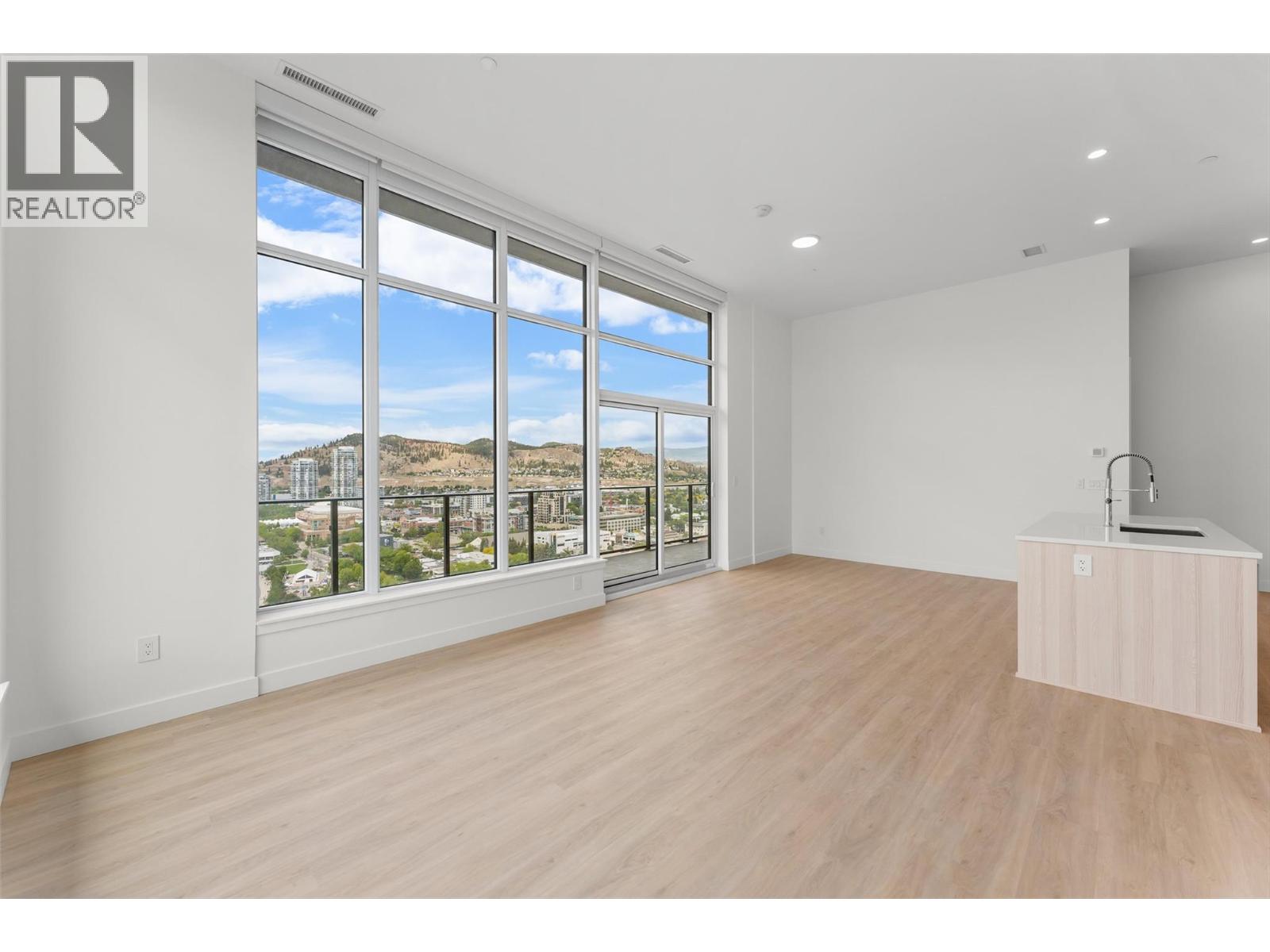 238 Leon Avenue Unit# 2406, Kelowna - Image 1